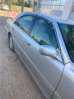 تۆیۆتا کراون